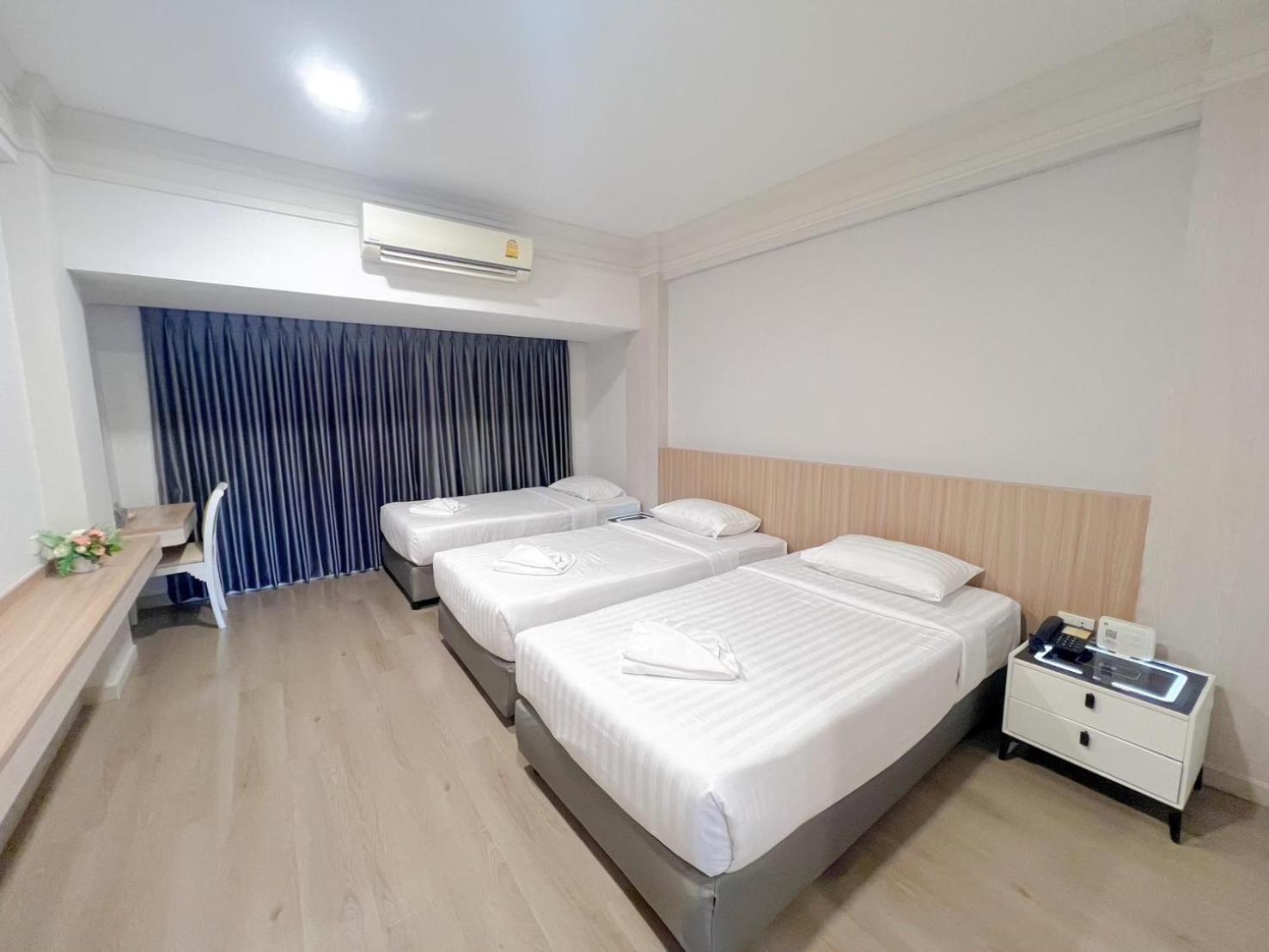 The Space Hotel Chiang Rai Extérieur photo