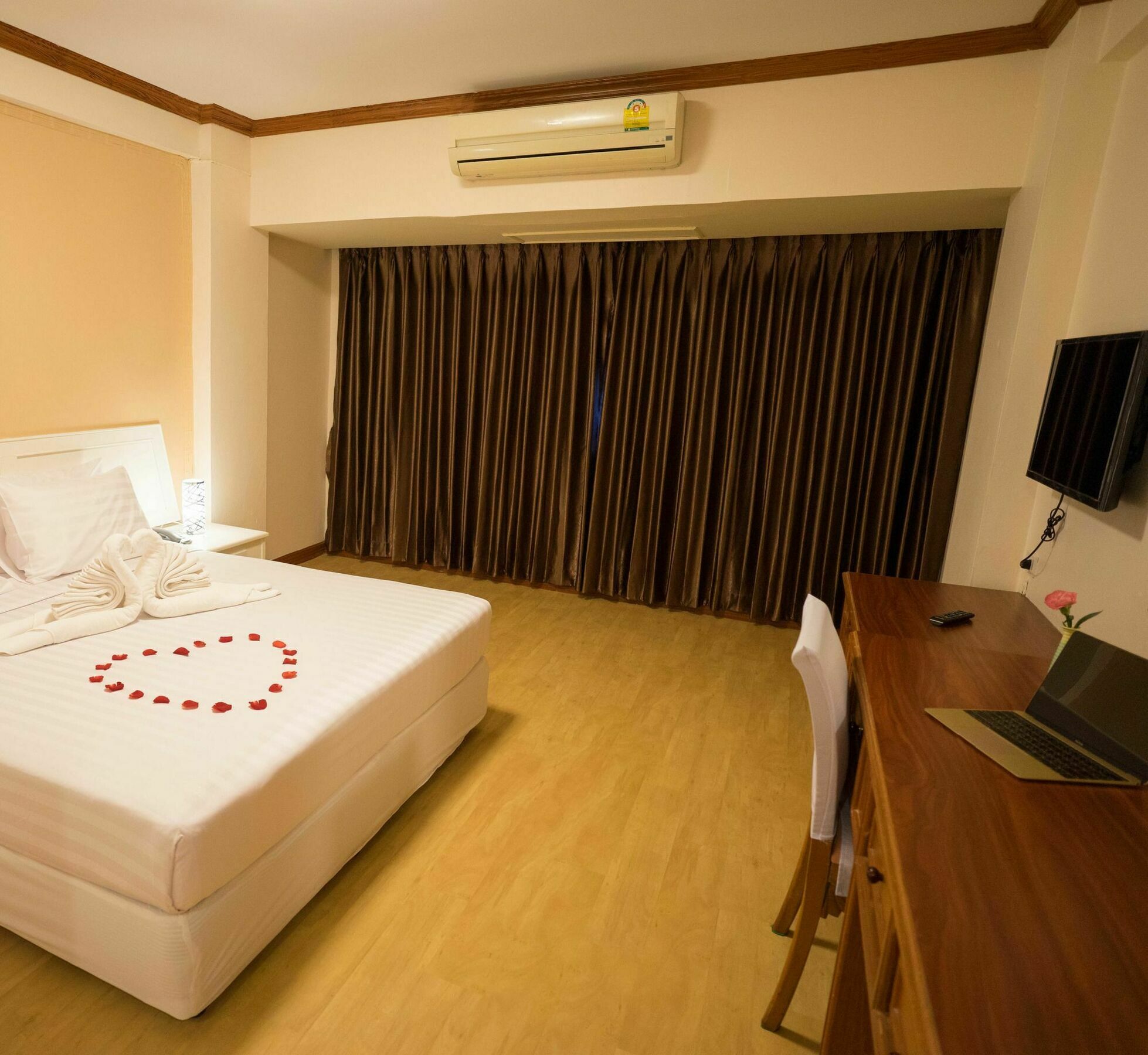 The Space Hotel Chiang Rai Extérieur photo